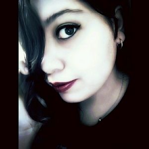 Meet your Posher, Deanna